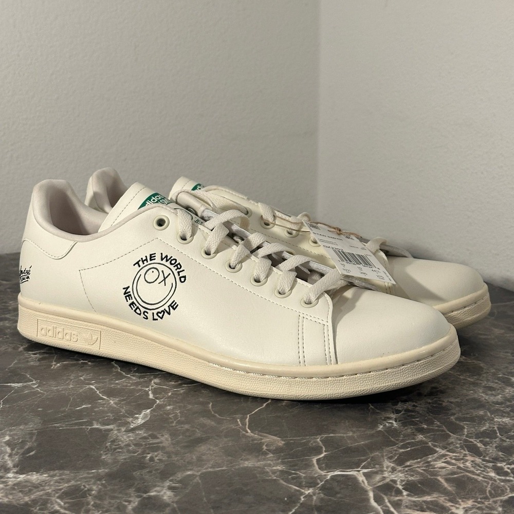 SIZE 9 - Adidas André Saraiva x Stan Smith The World Needs Love GZ2202